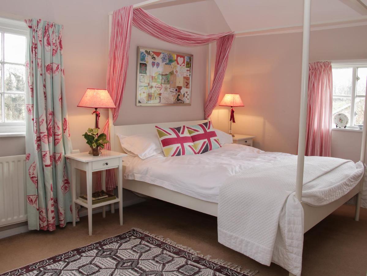 Wolvesacre Mill Cottage Уитчерч Экстерьер фото