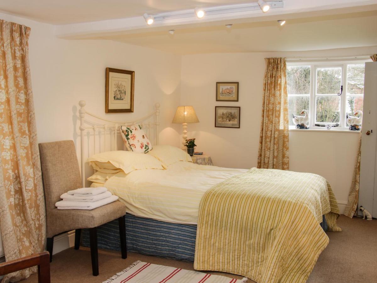 Wolvesacre Mill Cottage Уитчерч Экстерьер фото